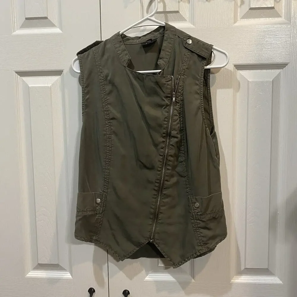 Mossimo Olive Green Asymmetric Zip Sleeveless Collar Moto‎ Rider Vest Size M